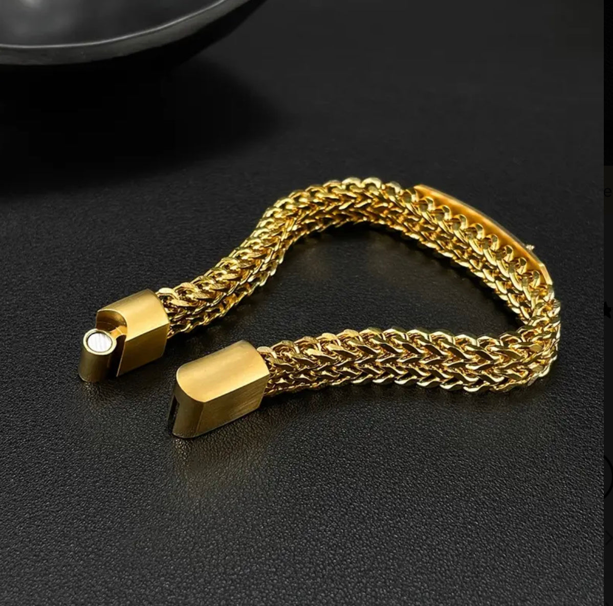 1pc Bracelet pour homme, Guitare dorée Plume Petit arbre Acier inoxydable Bracelet de style Hip Hop Punk à la mode