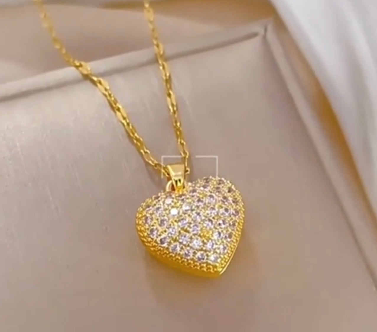 1pc Chaîne En Acier Inoxydable Pour Hommes Et Femmes, Collier De Coquillage De Perle De Cœur De Pêche Magnifique De Tempérament De Luxe Léger, Chaîne De Clavicule Tout-match