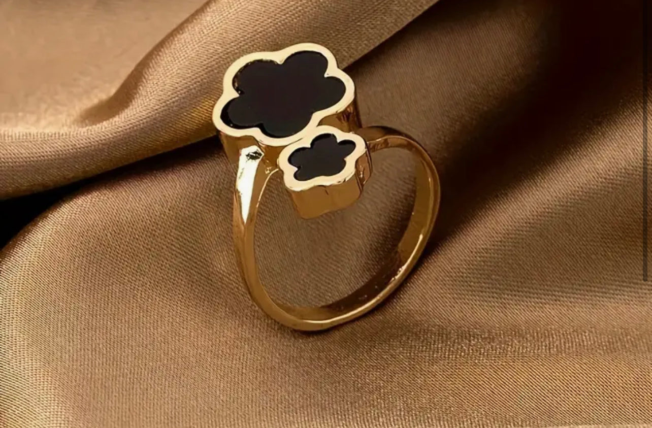 Bague trèfle élégante de style bohème rétro, design simple et polyvalent, accessoires délicats de mode vintage pour femmes.