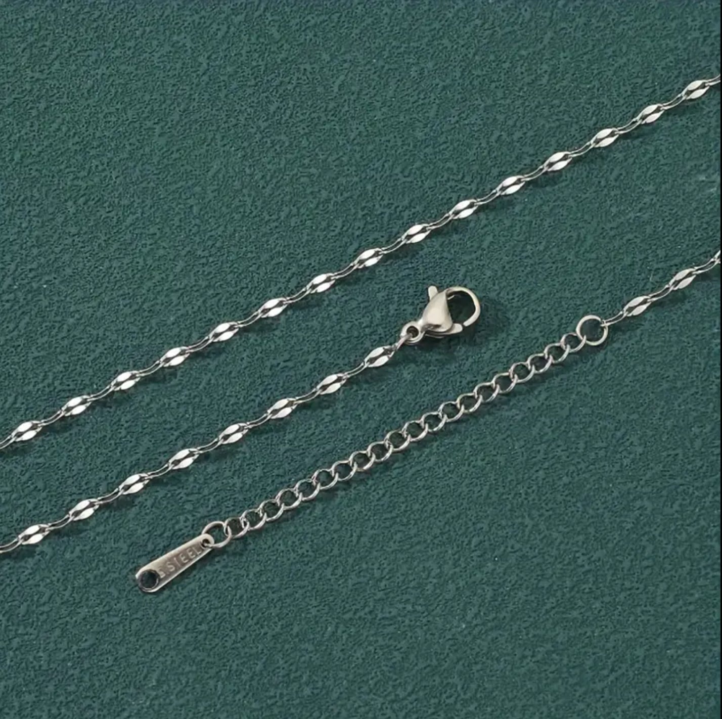 chaîne en acier inoxydable pour colliers à breloques, fermoir à lèvres, bijoux superposables pour femmes - longueur réglable.
